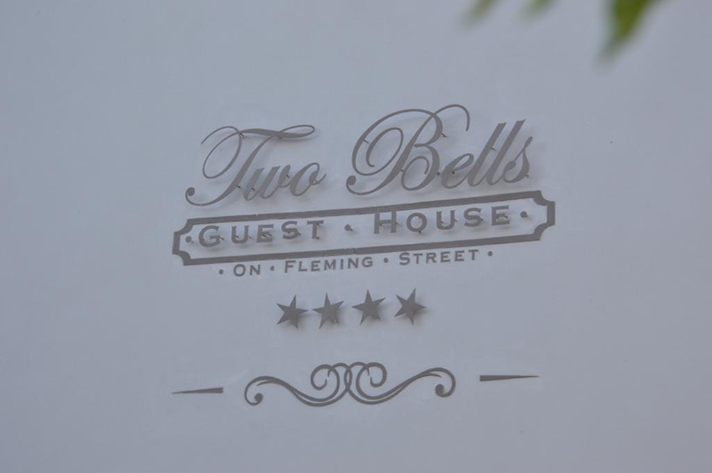 Two Bells Guest House Блоемфонтейн Екстериор снимка